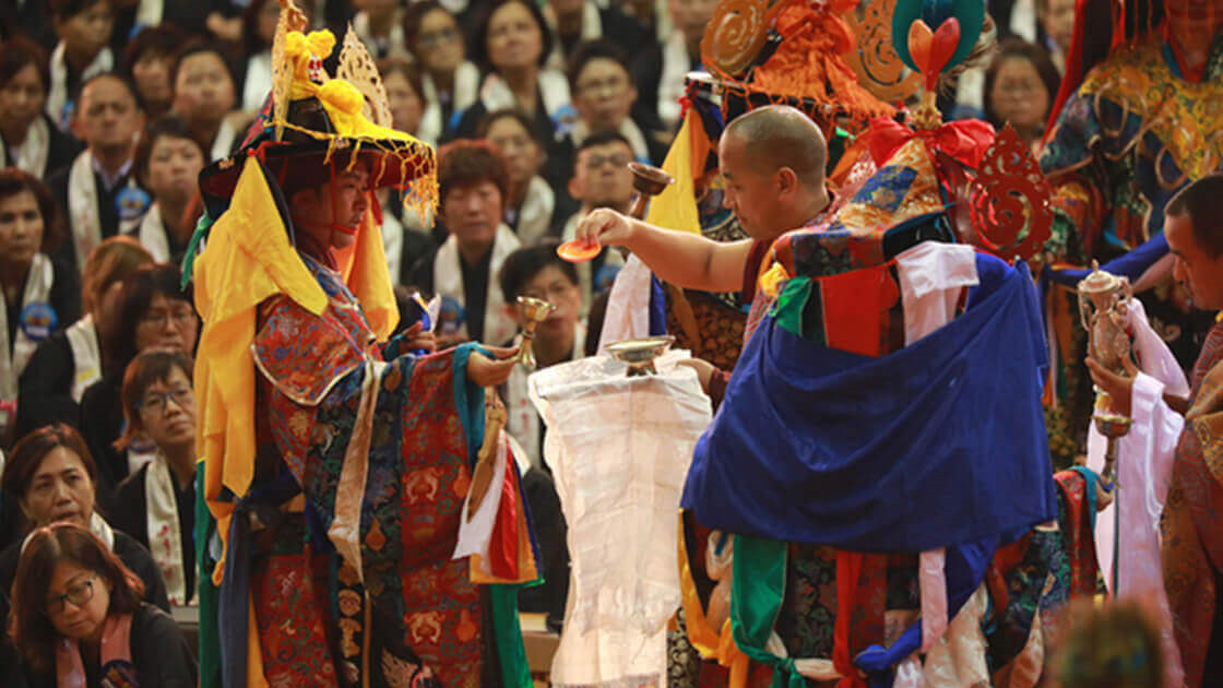 The 2018 LJM Water, Land and Air Dharma Ritual hoists the Thang-ga of the Kālachakra Mandala for Enchantment for all Lives