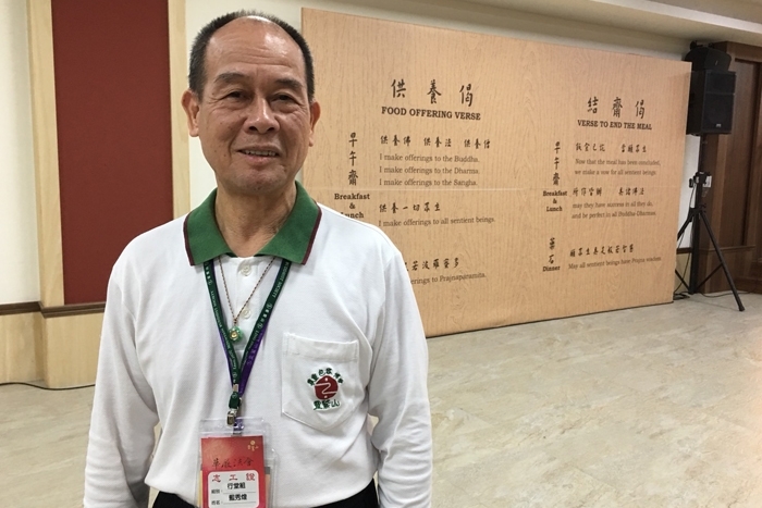 15年三萬部地藏經 半年324部水懺 藍秀煌師兄精進修持 不忘護關與佛接心