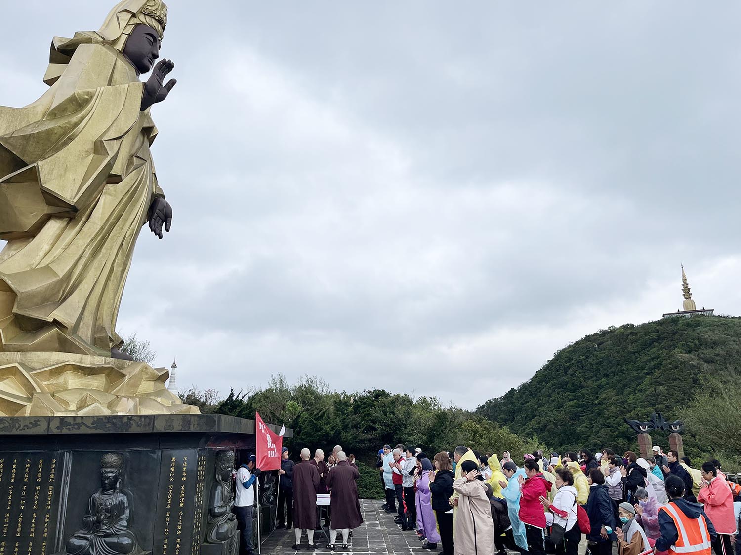 靈鷲山觀音誕辰朝山趣